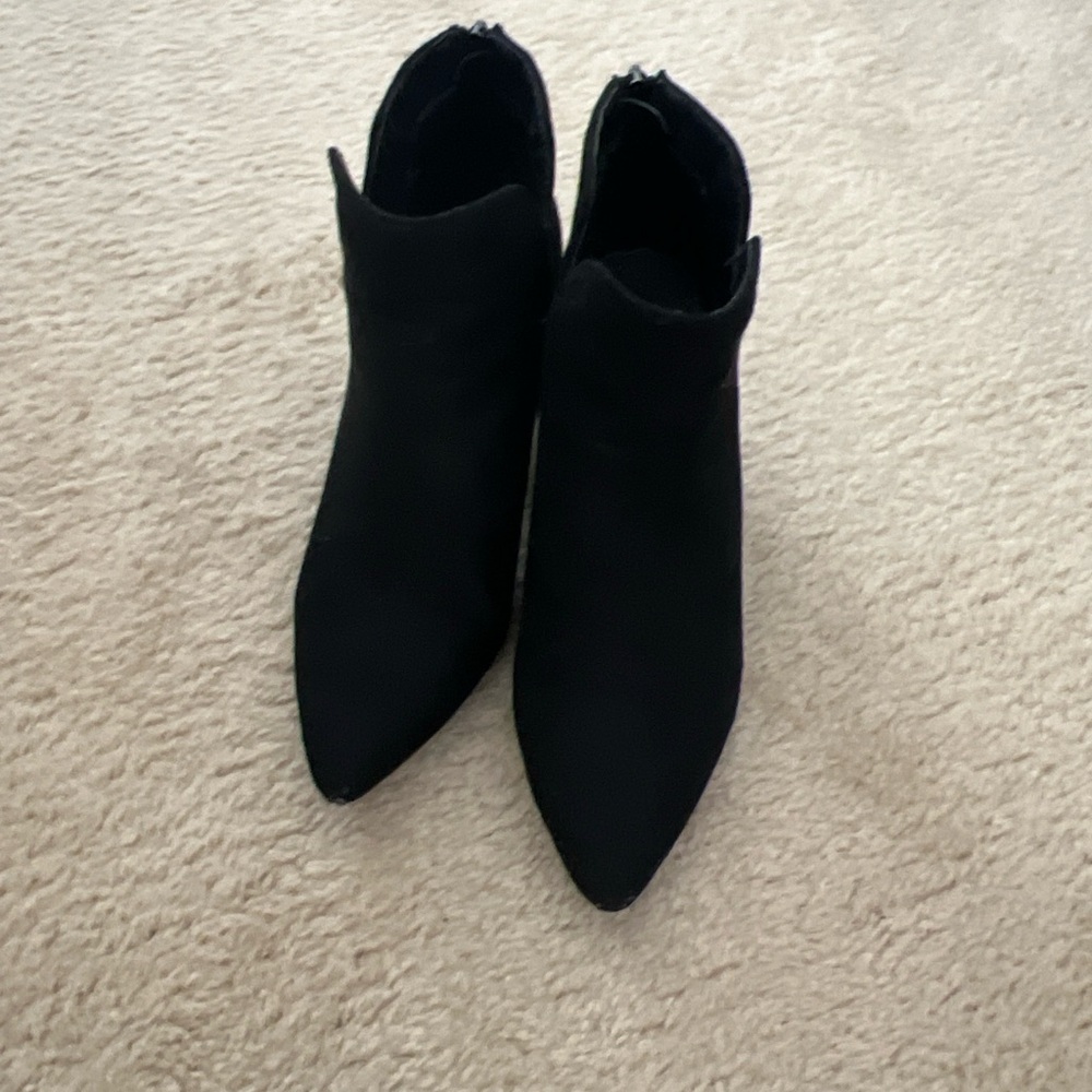 Black suede heeled booties meeBoo size 8 - Picture 2 of 7